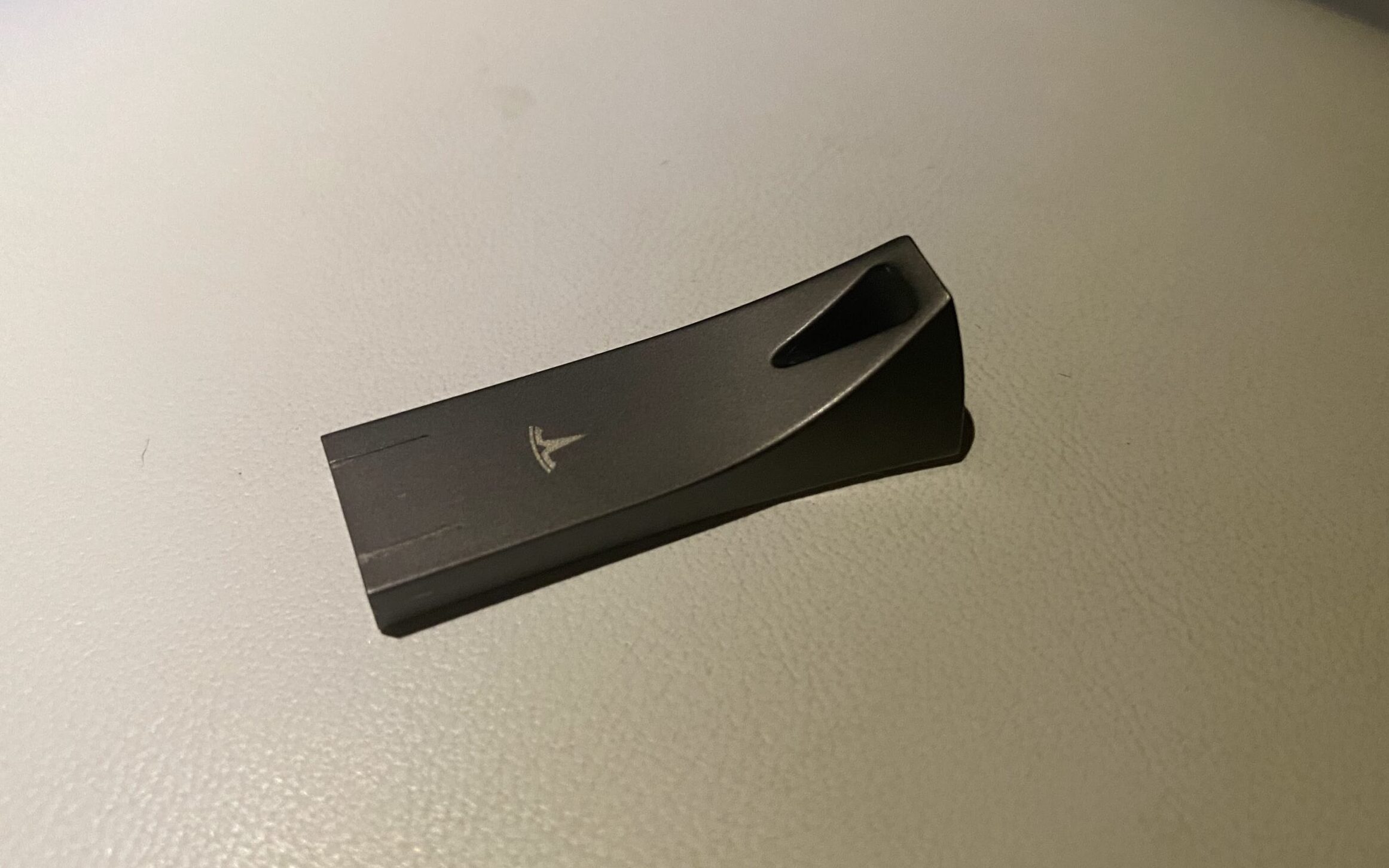 Tesla USB セントリー ELECTRICLIFE.JP エレクトリックライフ