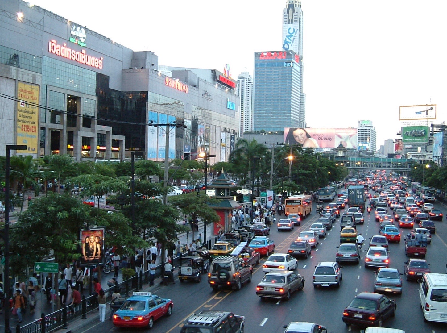 タイ　バンコクの渋滞　エレクトリックライフ　ELECTRICLIFE