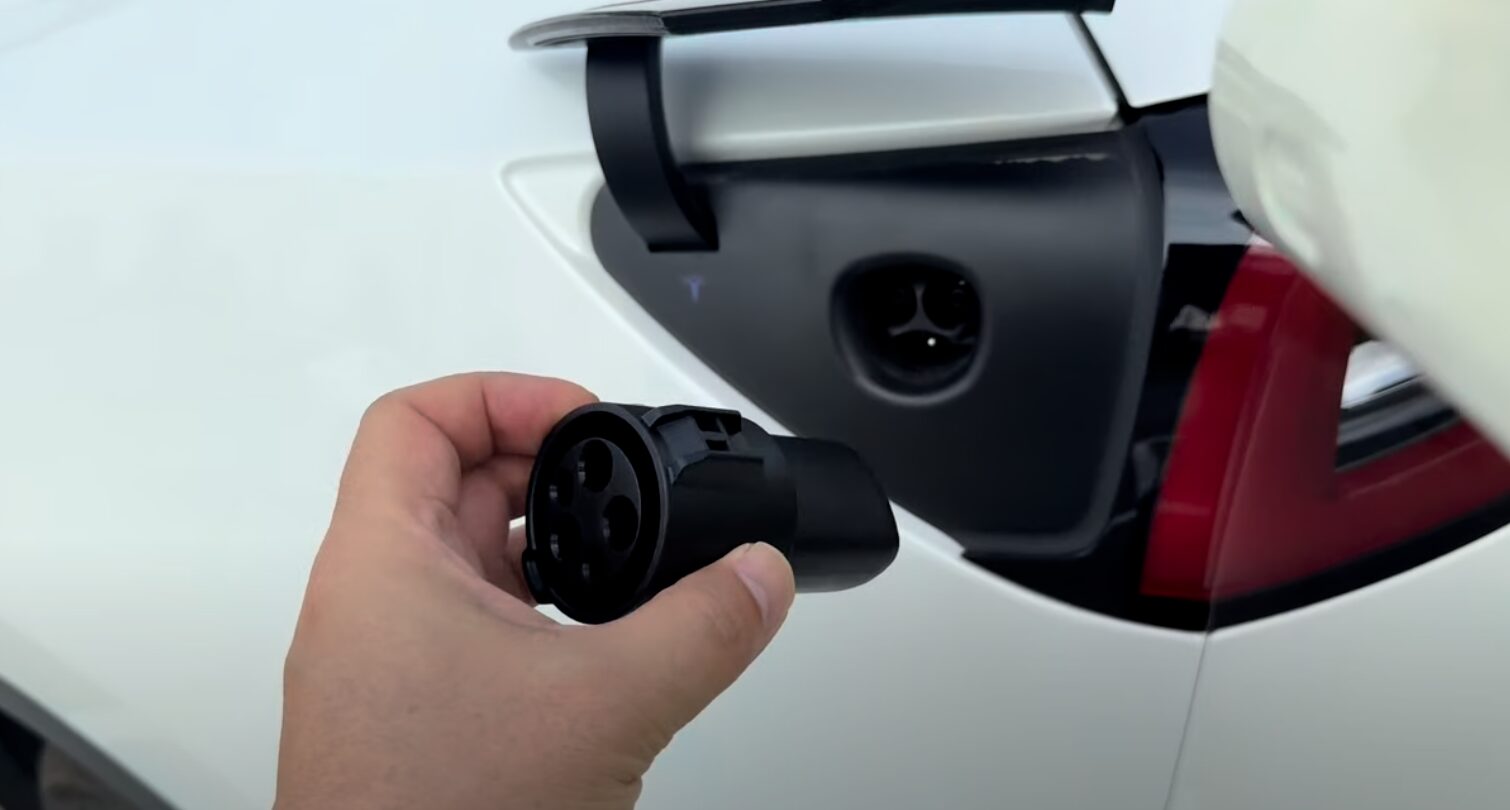 大阪万博2025　駐車場　EV　エレクトリックライフ ELECTRICLIFE
