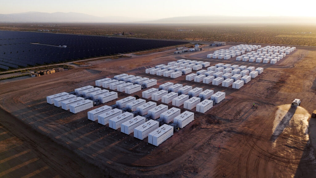 Tesla Megapack2 ELECTRICLIFE エレクトリックラウフ
