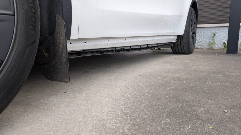 TESLA MODEL Y SIDE SKIRT　ELECTRICLIFE　エレクトリックライフ
